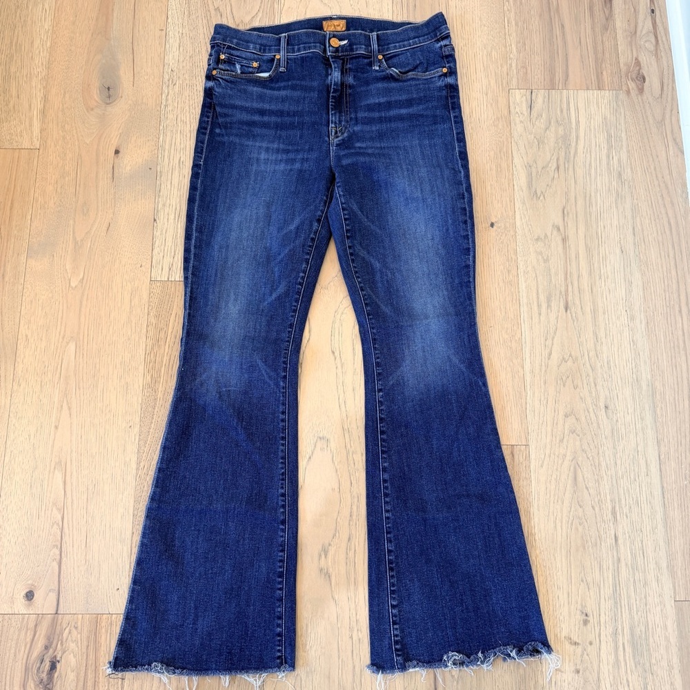 Mother The Weekender Fray in Team Up Jeans Size 32 - Picture 2 of 15